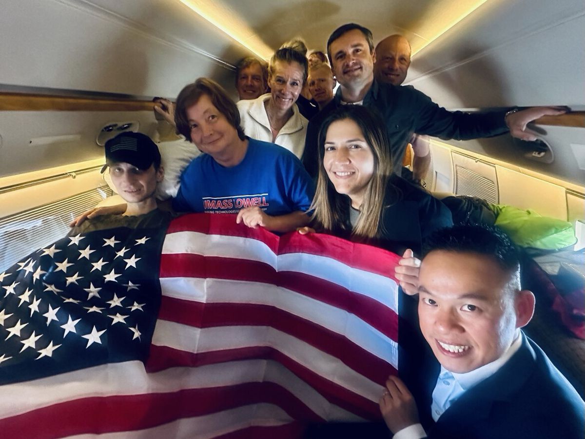 Trump, Rusya’da Tutuklu ABD Vatandaşını Kurtardı